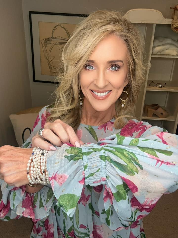 Floral Round Neck Flounce Sleeve Blouse