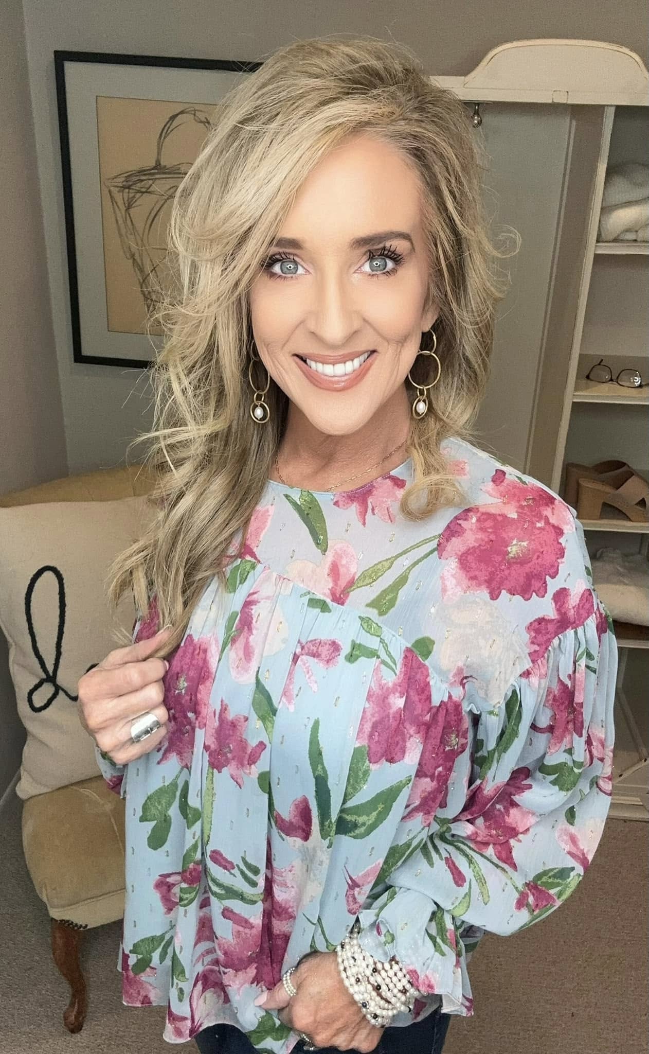 Floral Round Neck Flounce Sleeve Blouse