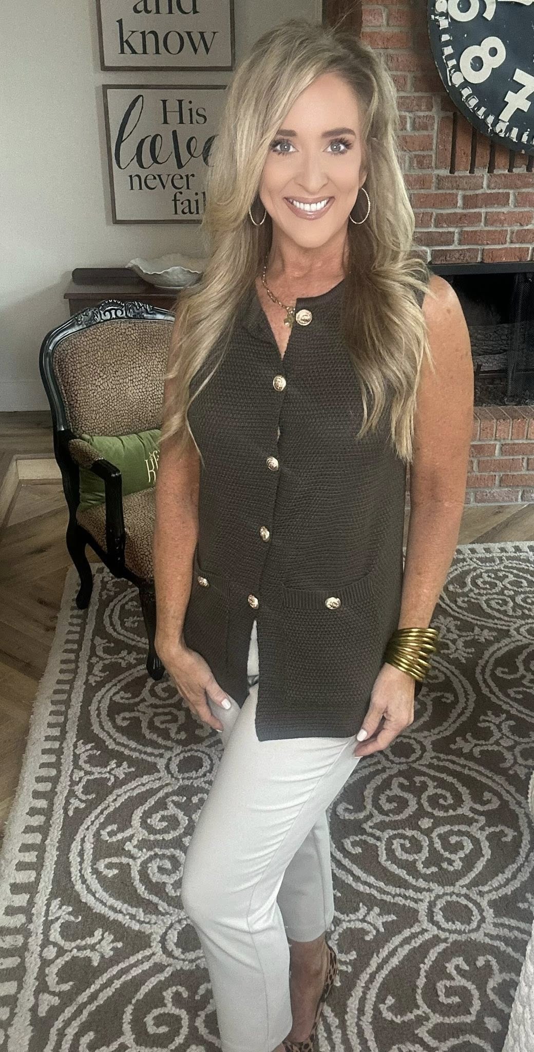 Button Down Round Neck Knit Vest