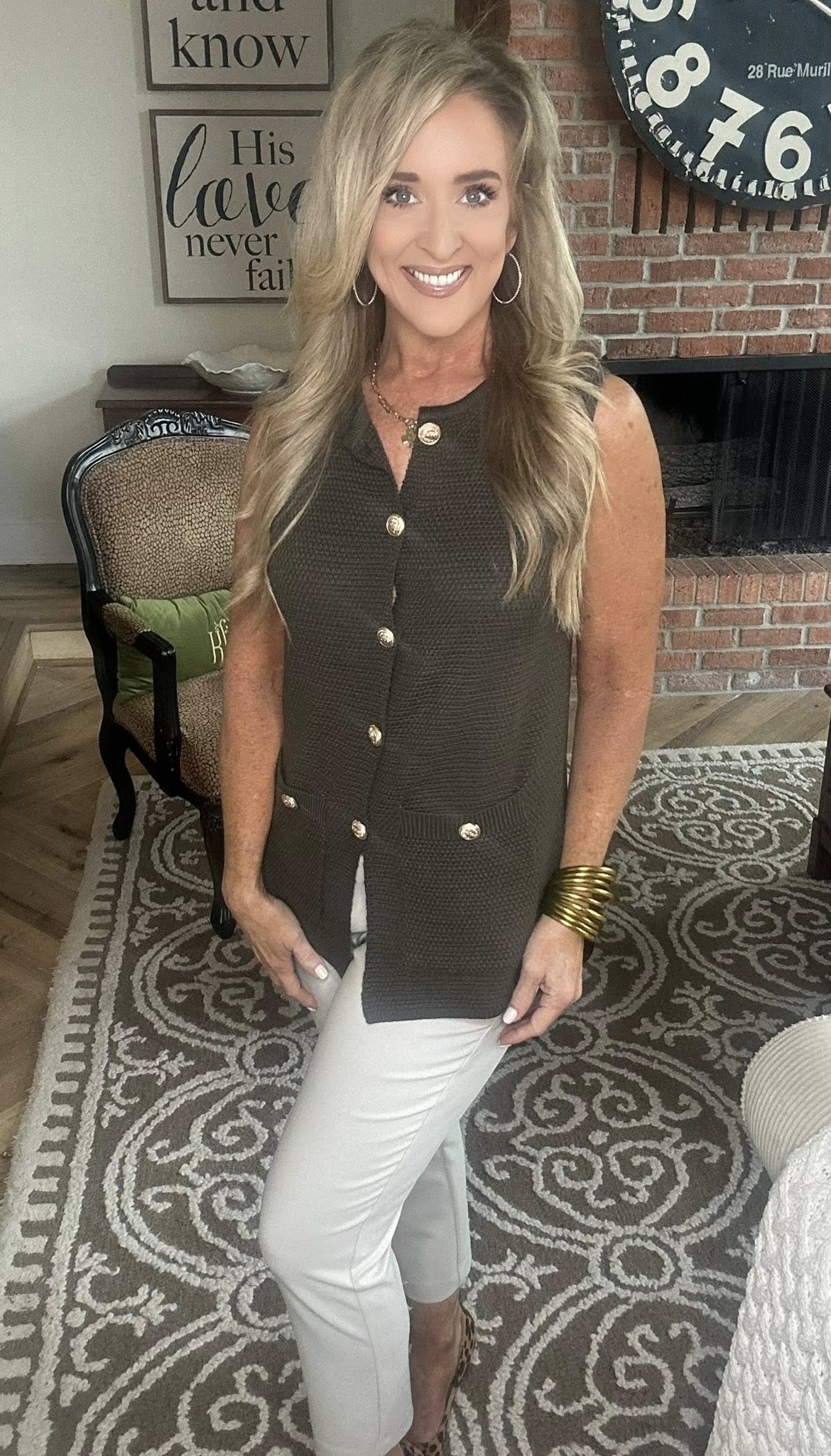 Button Down Round Neck Knit Vest