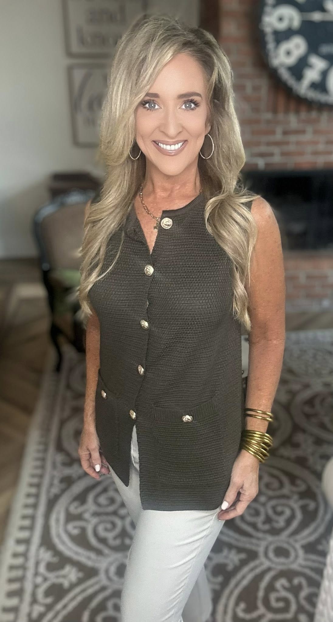 Button Down Round Neck Knit Vest