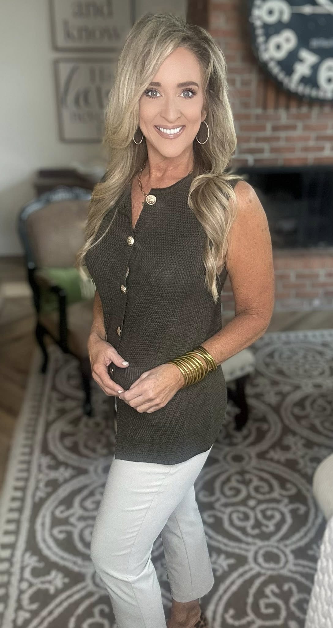 Button Down Round Neck Knit Vest