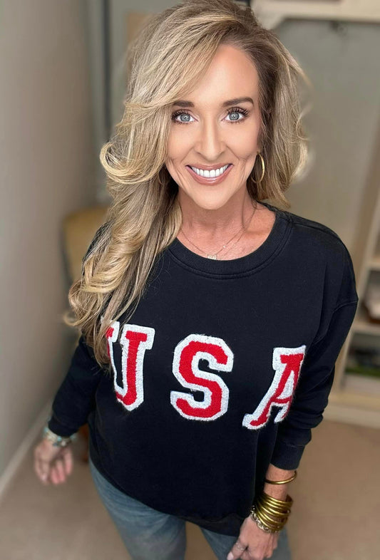 USA Letter Patch Round Neck Sweatshirt